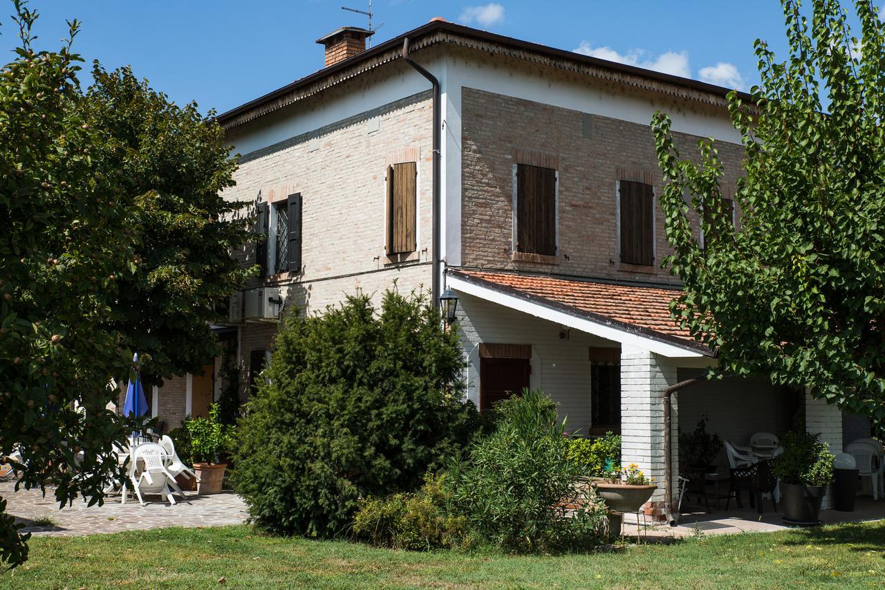 Country Resort Modena Eksteriør billede